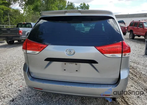 2012 Toyota Sienna Base из США, поврежденный, VIN 5TDKA3DC1CS016656